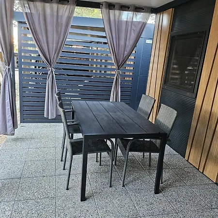 Rosa Apartament *